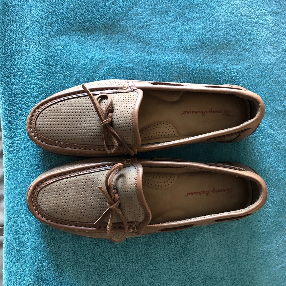 Tommy Bahama boat shoes